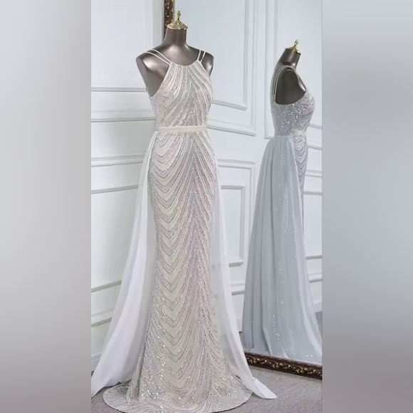 Silver,  O Neck, Sleeveless,  Detachable Skirt, Sequined Mermaid Gown - Picture 15 of 16